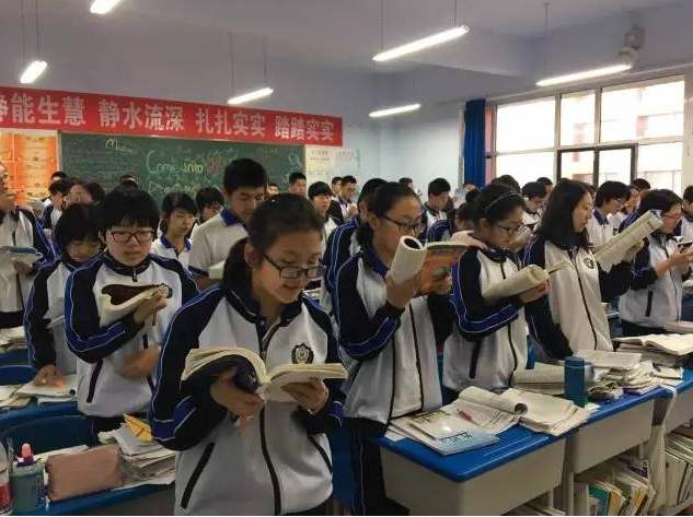 衡水考生可以不那么累了，衡水中学调整作息，起床时间延迟50分钟