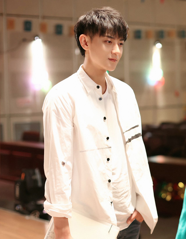 男星衣品—黄子韬（二）