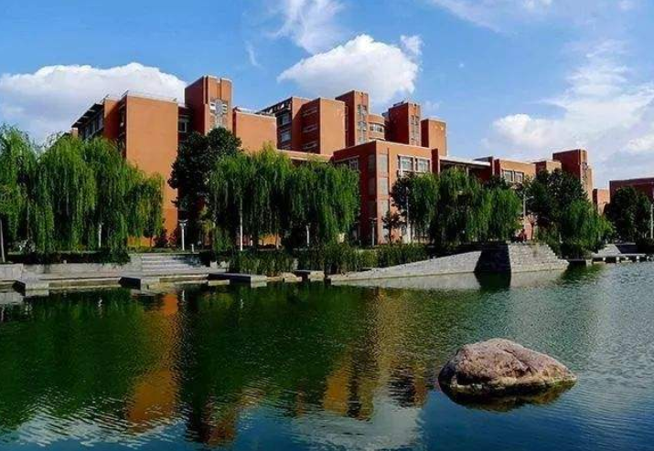 郑州大学毕业证（郑大体院要自立门户）