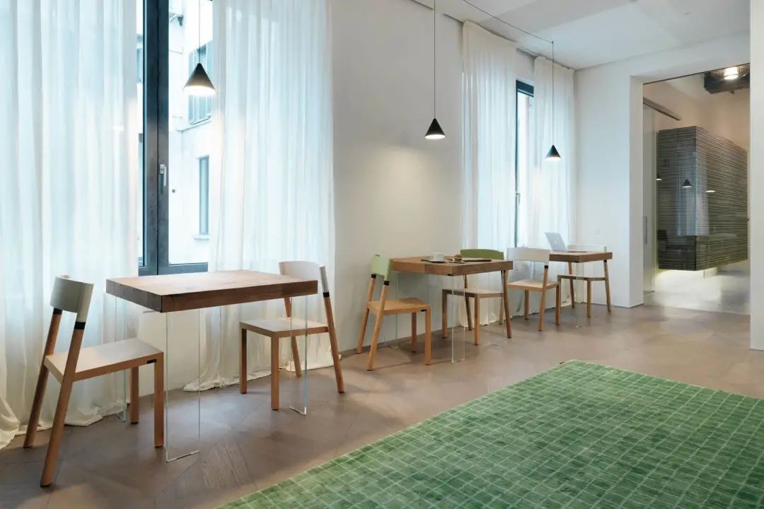 意大利家具LAGO客厅空间休闲椅设计看点