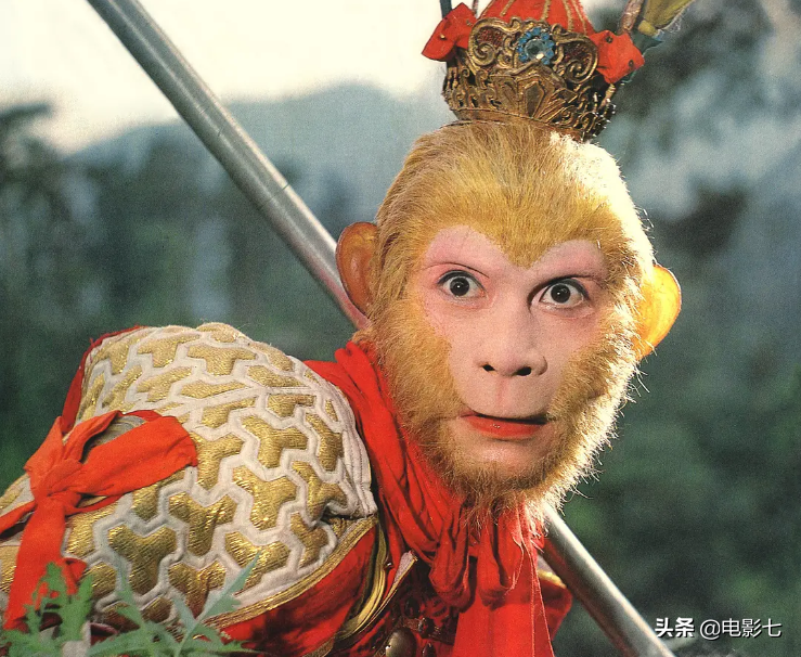 “凭一个角色走红”的5位演员，多年后境况悬殊，有人做直播带货