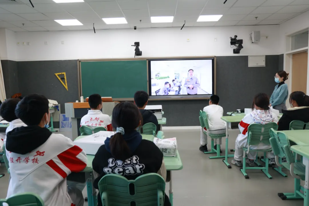 科学影像师生科学传播与创新创作能力提升工作坊 一本书的诞生举办
