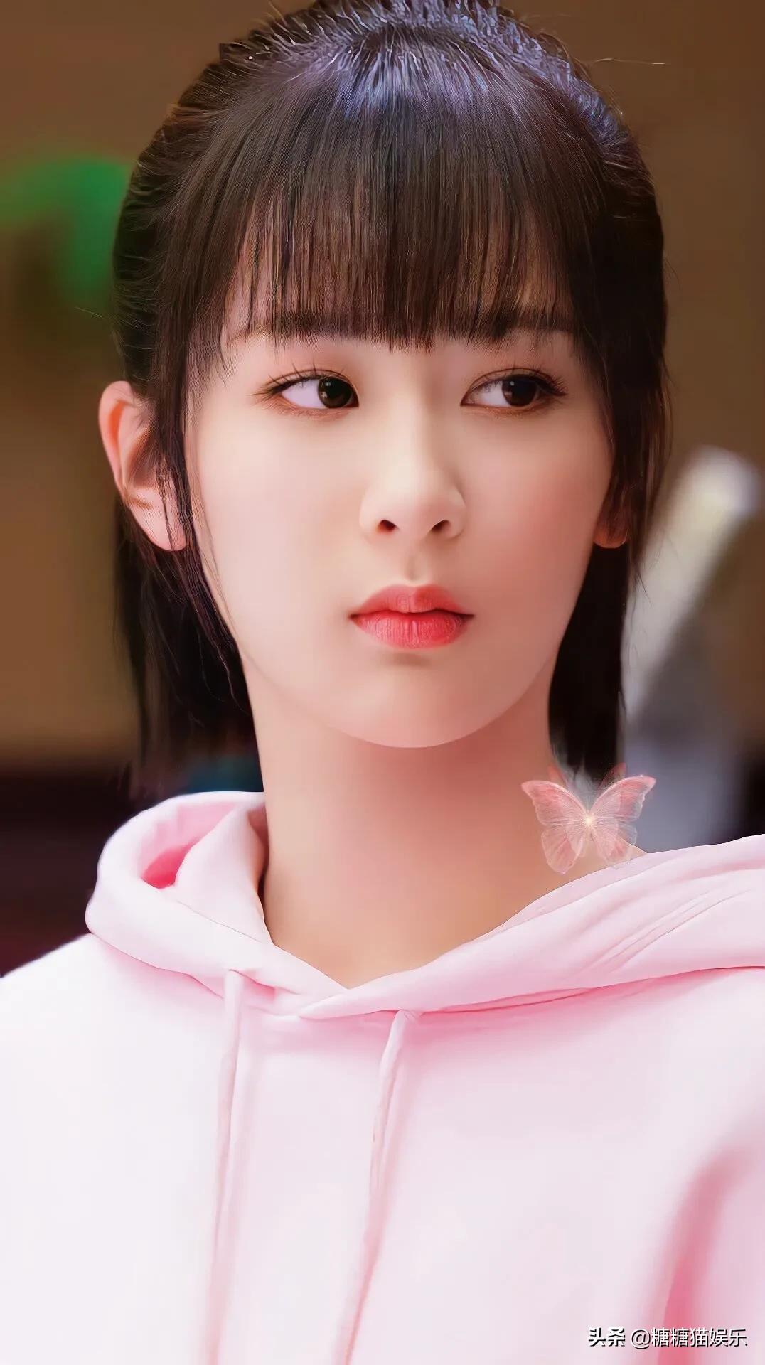 杨紫：清纯甜美，靓丽多姿