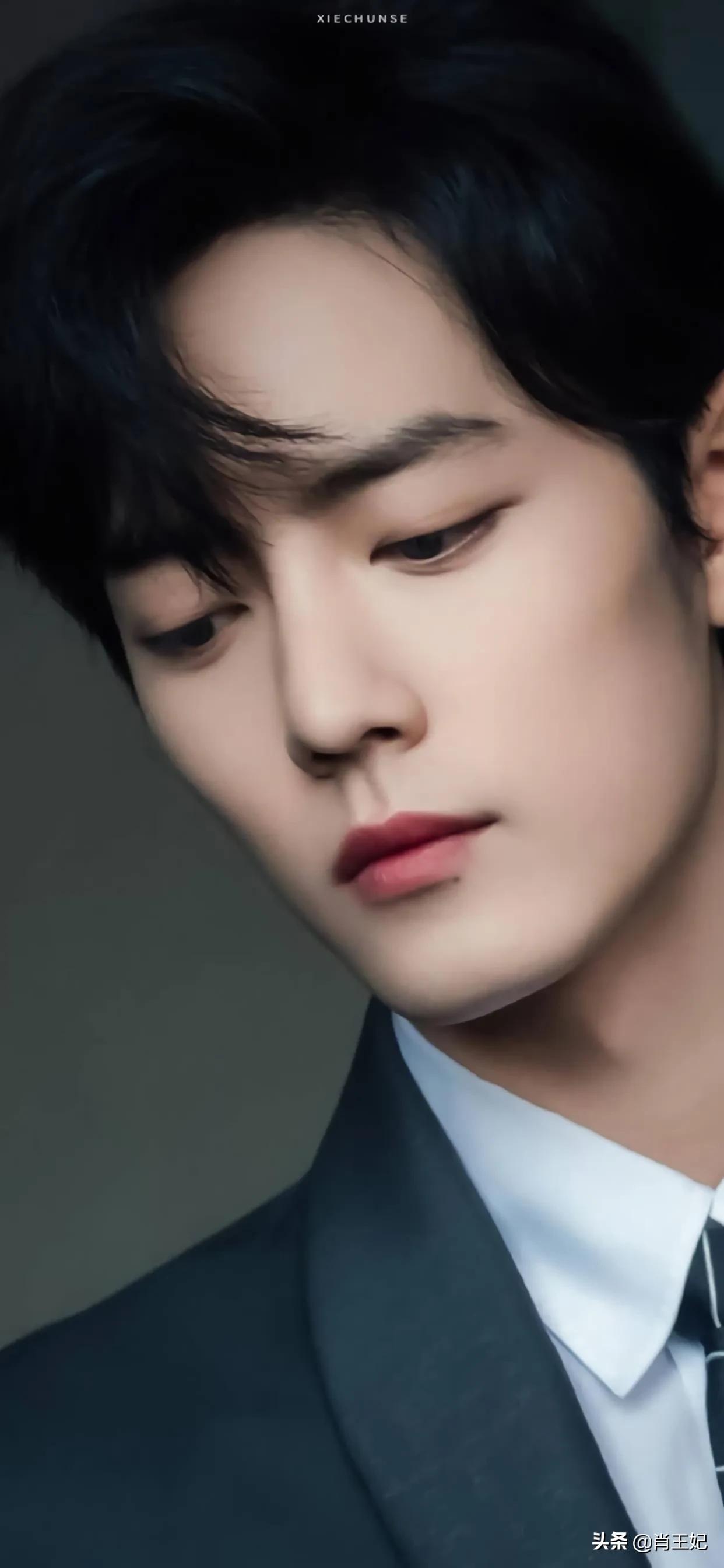 肖战他可真帅啊,帅到没边呀,这身材比例可太完美了