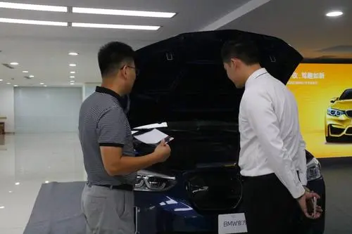 旧车是卖掉划算还是到4S店置换划算？老司机告诉你怎么处理
