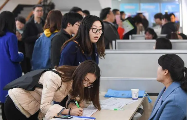 又一铁饭碗招聘开始，年薪可达20万，部分岗位也很适合女生报考