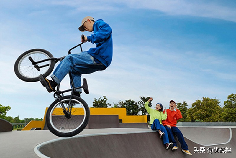 3000元以内性价比旗舰手机，高颜值强悍性能一个不少