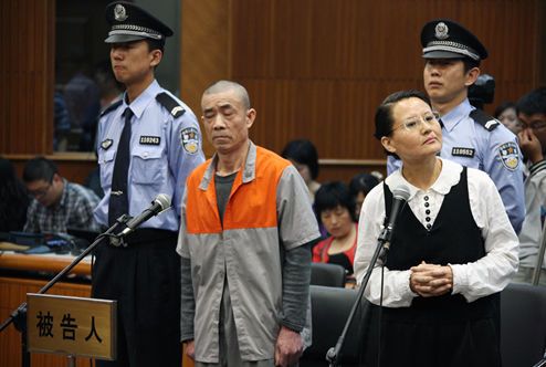 季羡林故居被盗案始末：秘书干女儿砸窗洗劫藏书，被捕后表情搞笑