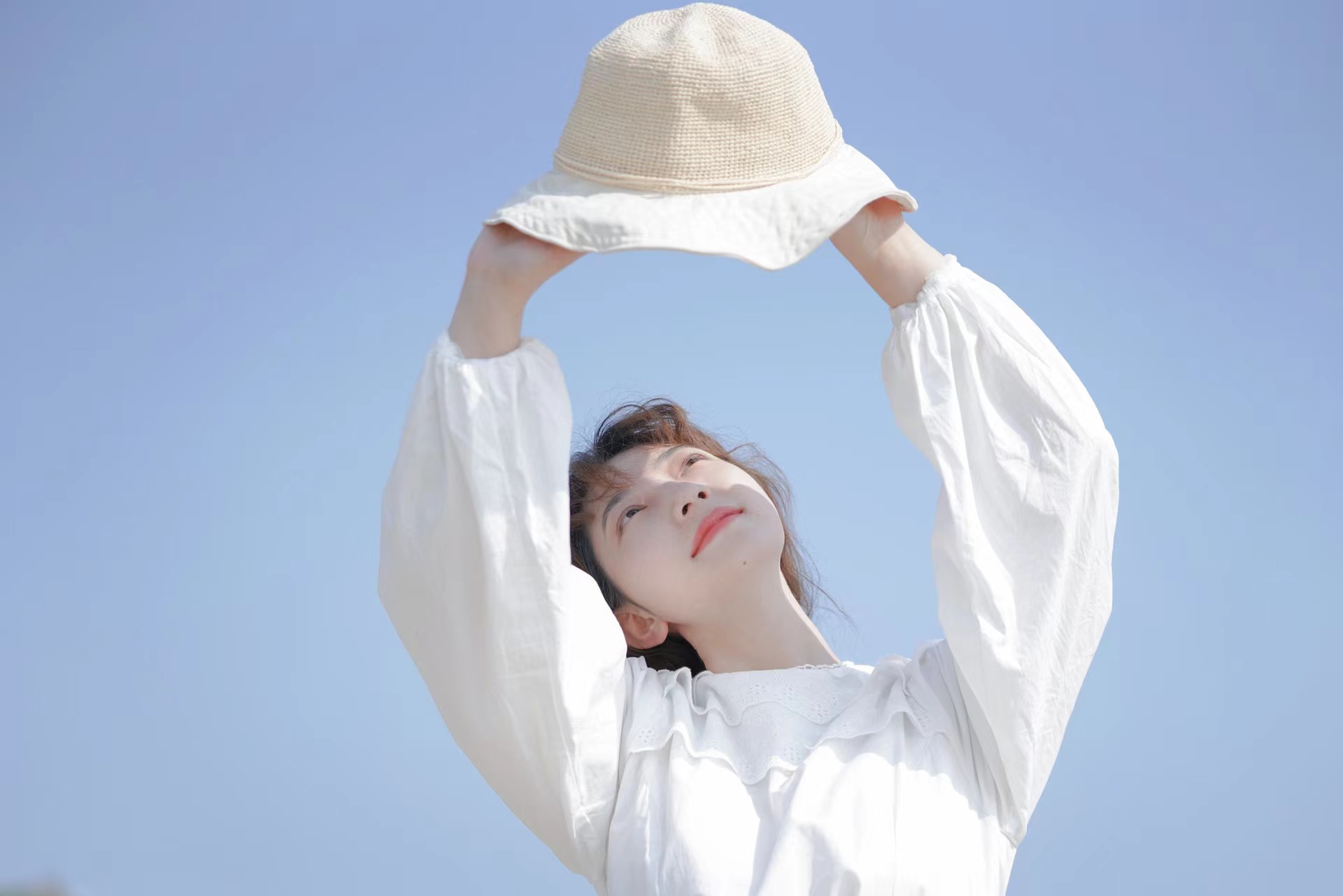 好看的天空人像如何拍？玩轉9個技巧，拍出高級的天空人像大片