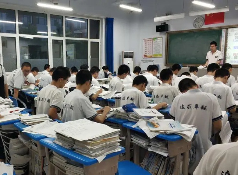 “衡水一中”改名“泰华中学”？如果改名成功，将发生什么变化？