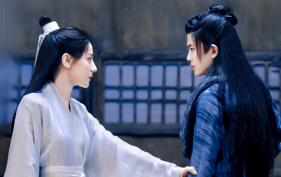 上线20天,飙升热度榜第一,迪丽热巴任嘉伦终于狠狠牛气了一把