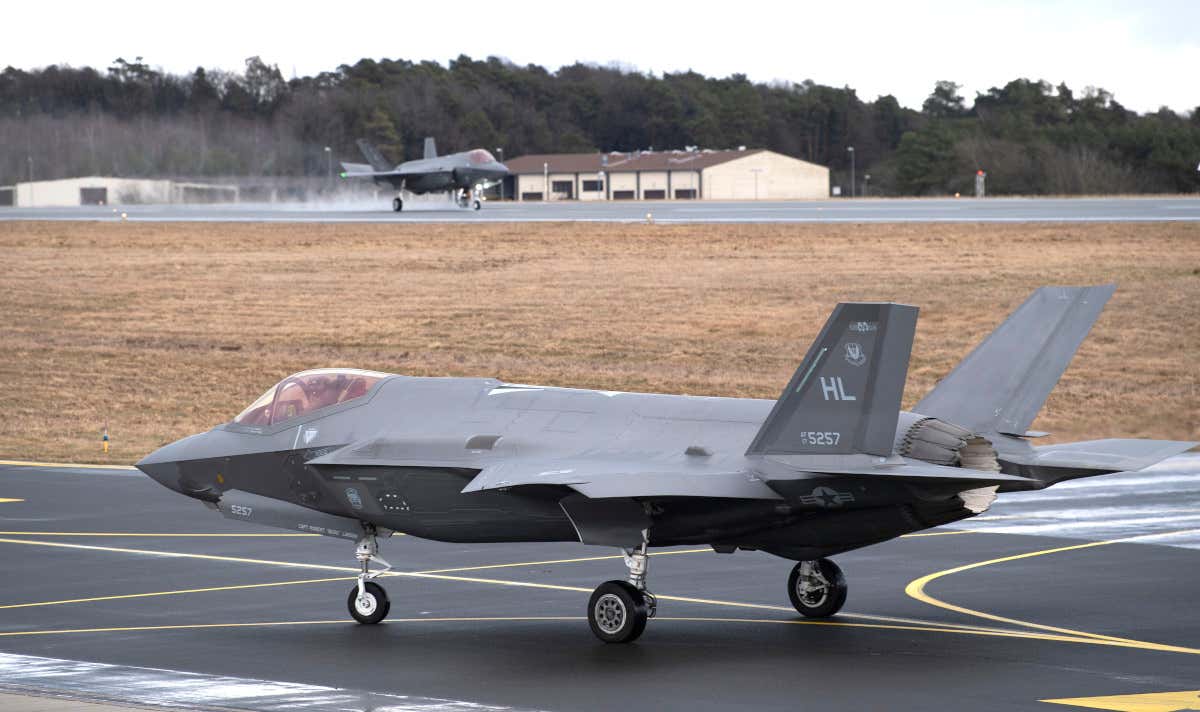 3�Ҷ����Ҷ�������ĸս��Ⱥ������40��ս����Ԯ���ܷ��һس��ӣ�