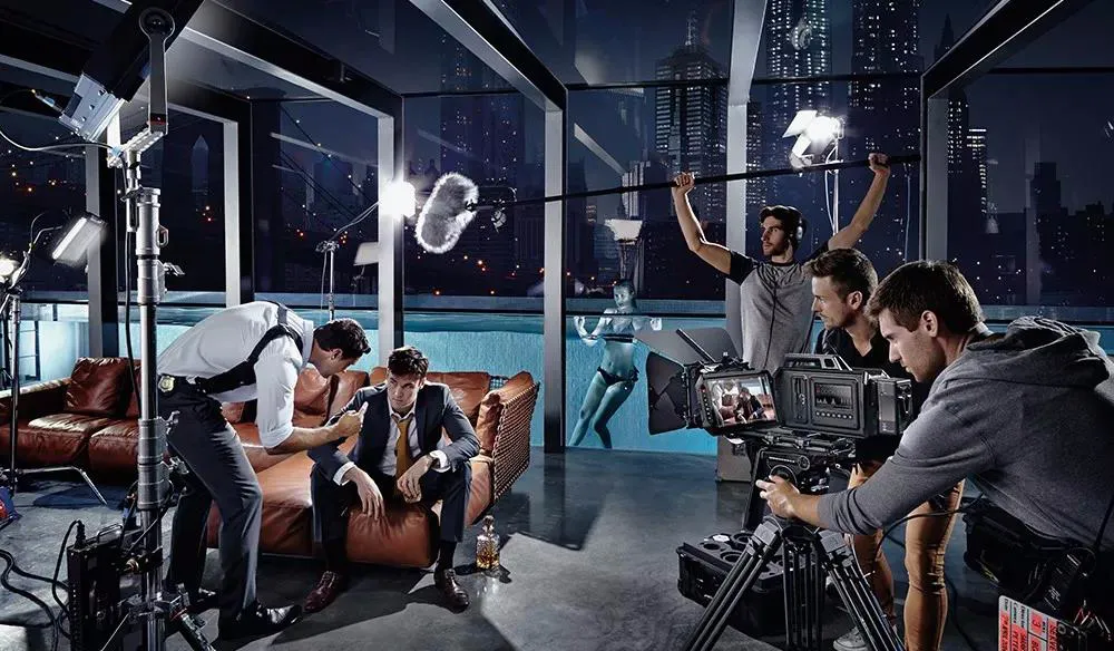 在第一期介绍了影视录音的历史及麦克风的基础特性后,我们对于收音