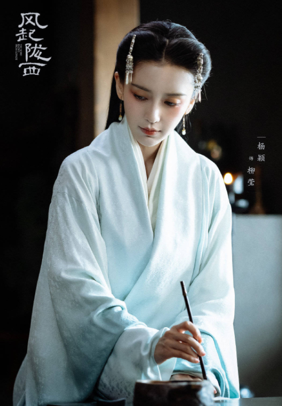黄晓明、杨颖难逃婚姻七年之痒，离婚细节却展露为人父母的体面
