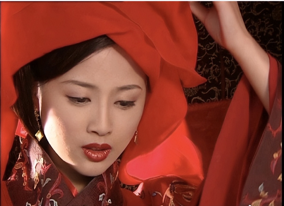 事业正红却早早退圈，这9位女星个个有辨识度，却成沧海遗珠