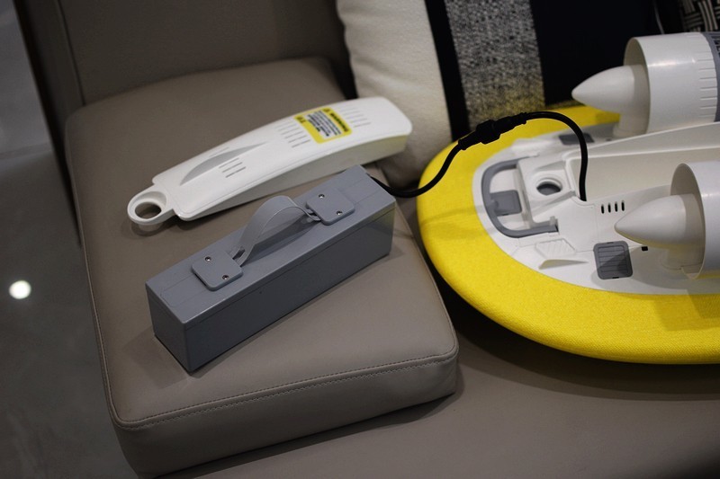 泳池最靓的崽 檬友爆风主义水上动力浮板