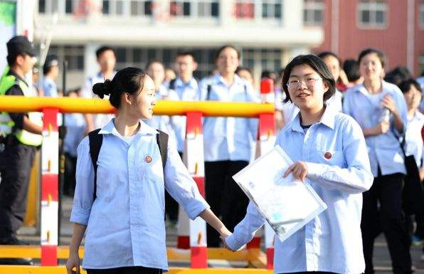 教育部将进行“高校改革”，大学生压力增大，多数家长表示赞同