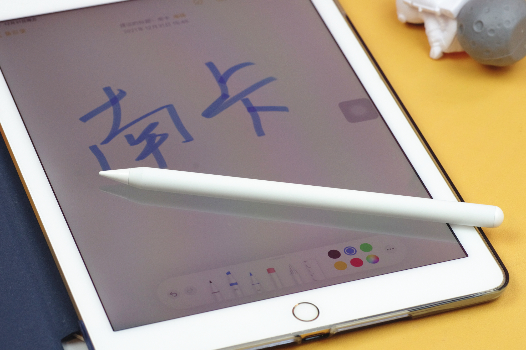 可以替代ipad平板原装电容笔，南卡Pencil电容笔上手体验