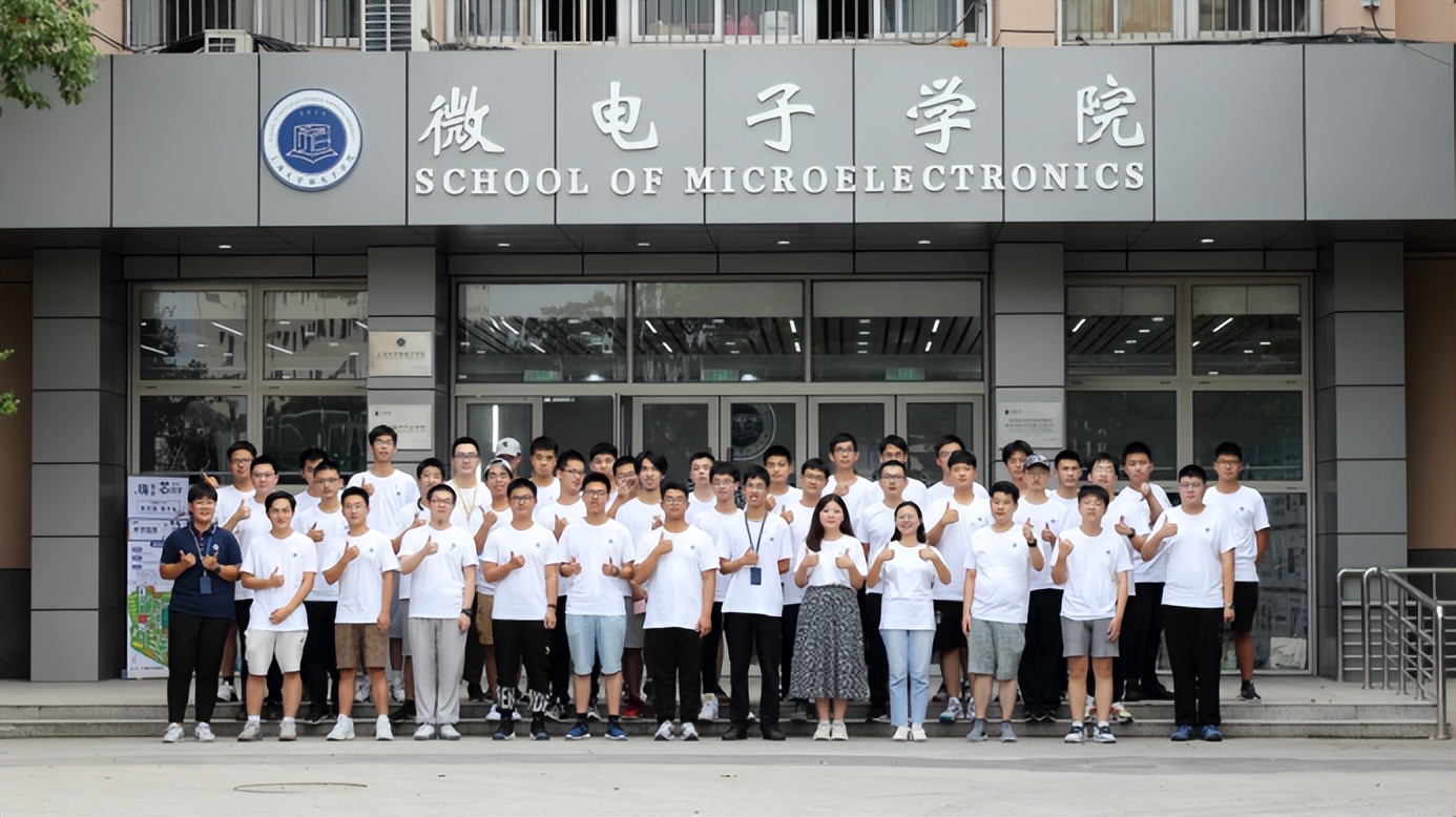 人才缺口30万，人均月薪超2万！这个专业很“吃香”，发展前景广阔！