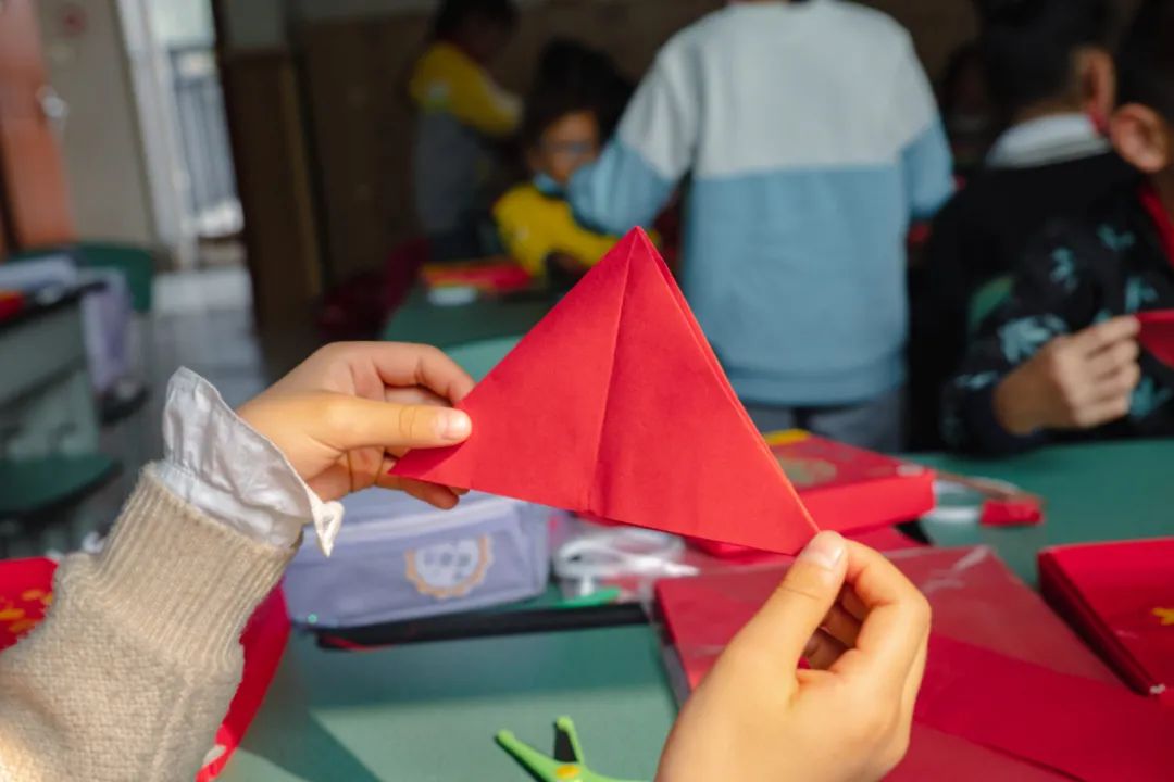 用心托管 安心托付丨双流实小外国语学校周末托管