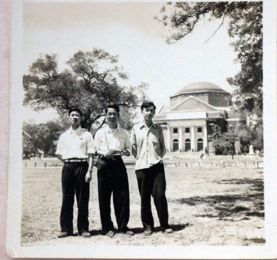 这所“传奇”大学，排名曾远超清北，可惜却不走“寻常路”