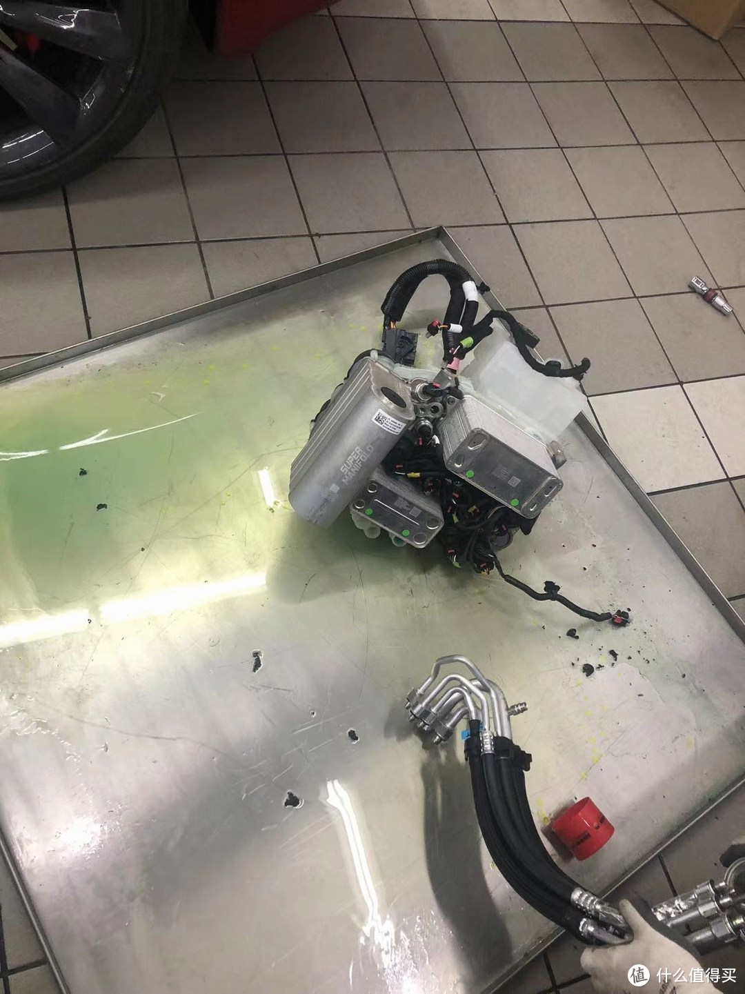 订车后连涨三次价的特斯拉Model Y Performance 高性能版提车记