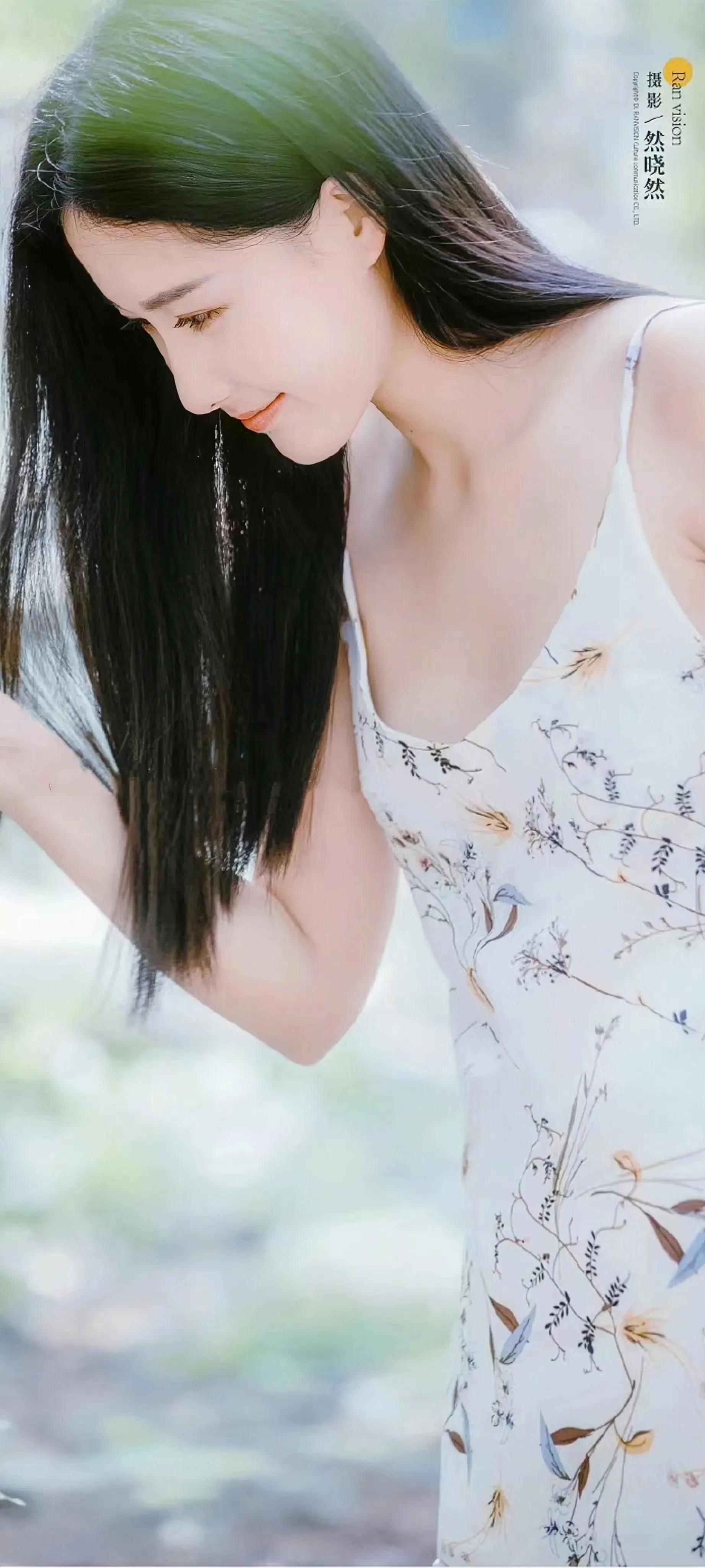 端庄美丽的张子璇