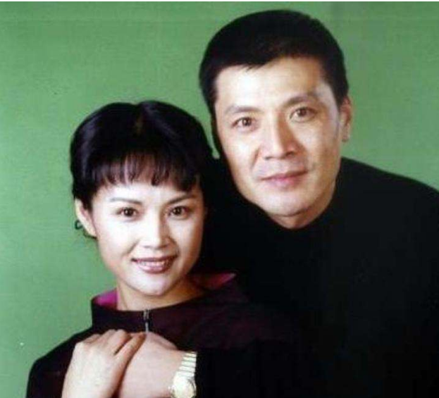 茹萍女儿奚望:见证母亲二婚幸福婚姻,丈夫也像继父一样暖心