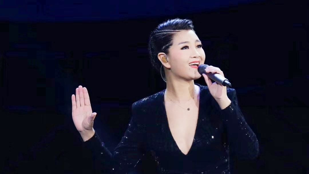 降央卓玛:婚后补贴娘家买5辆车,婆婆鼎力支持,待她如亲生女儿