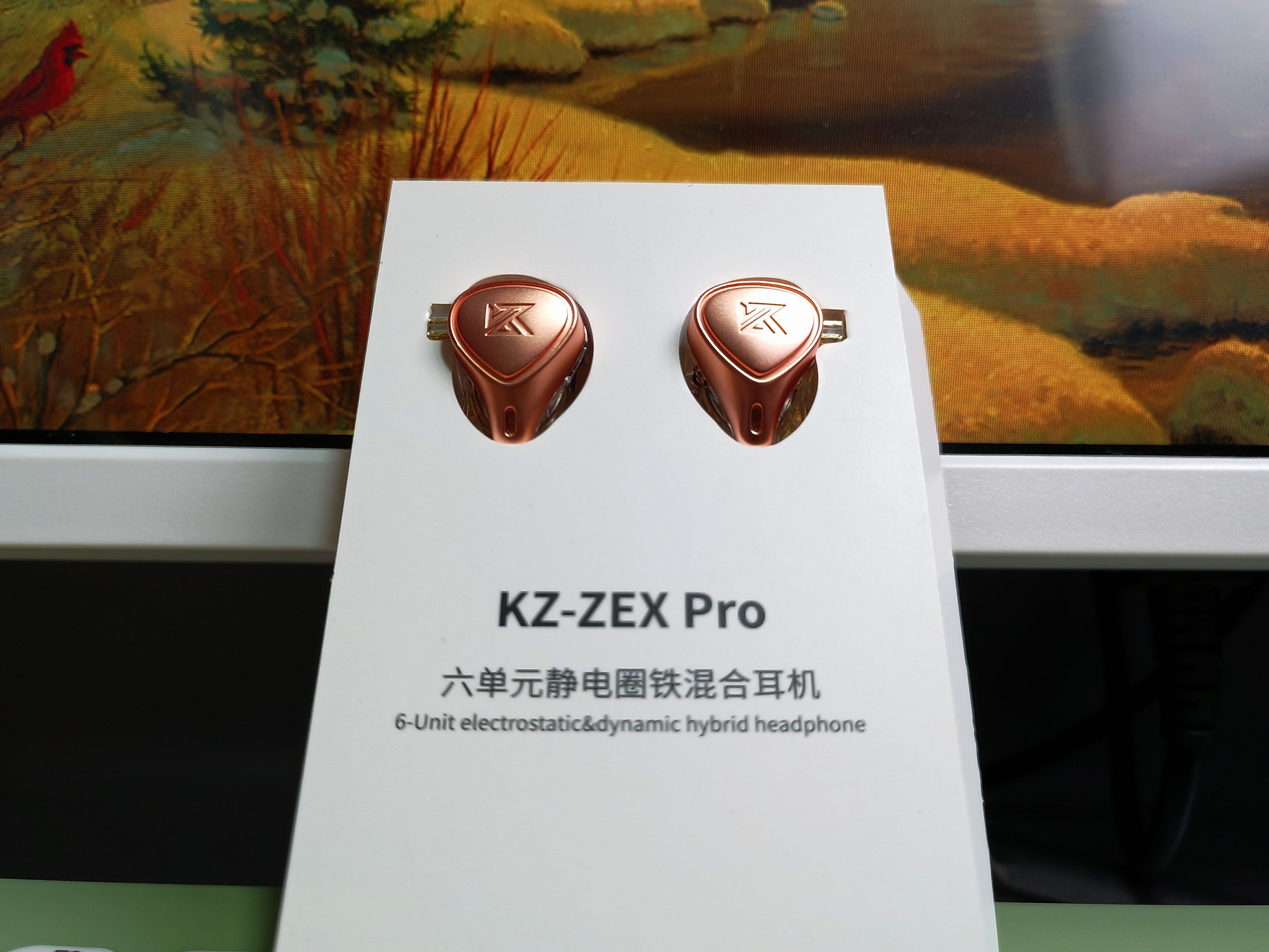 200元买千元质感�Q���x��堆料狂内��P��KZ ZEX Pro静电圈铁��x��体验