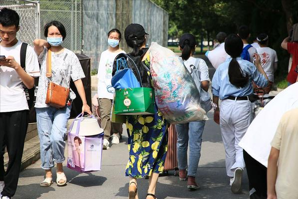 放假通知！2021年各高校寒假时间已确定，最长假期让众多学子羡慕