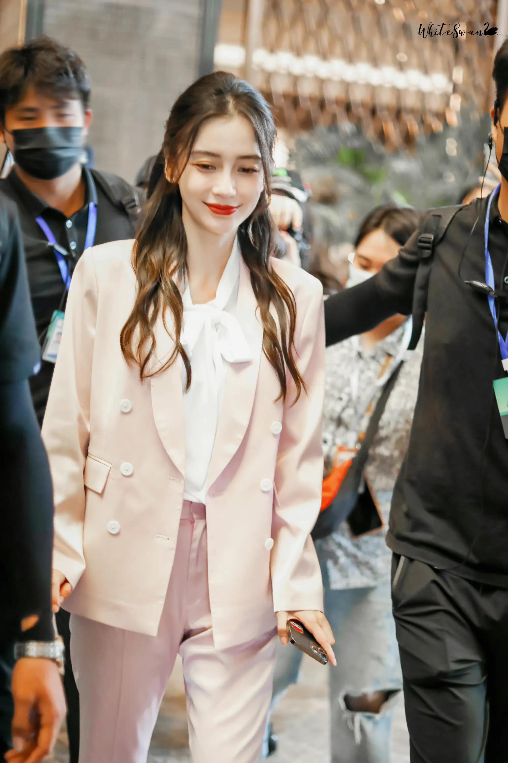 《萌探2》最新一期路透来啦，一大堆帅哥美女来袭