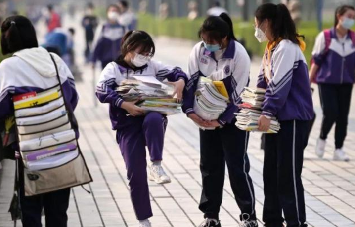 高三准考生想考985大学，“一模”要考多少分？听听班主任怎么说