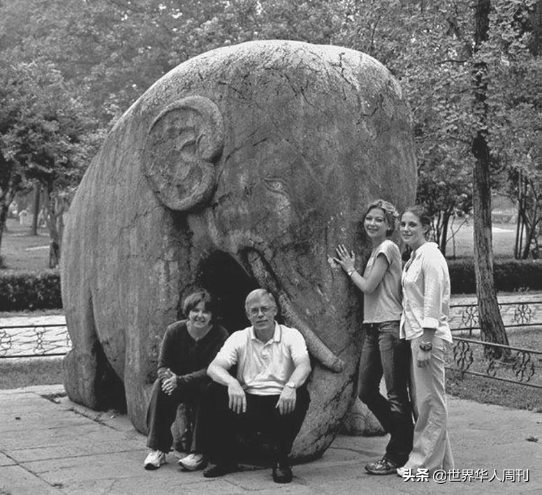 央视知名主持人系美国飞虎队后裔，长居中国：直言加入中国很自豪