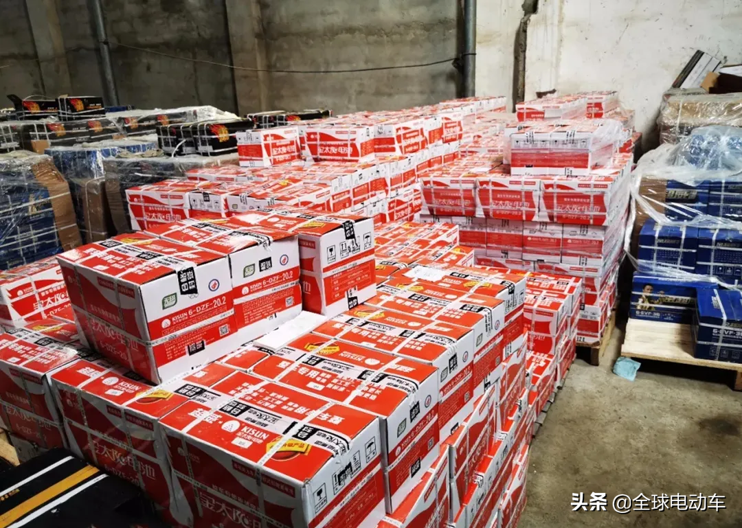 汽车电瓶哪个品牌好？如何更换原装电瓶？