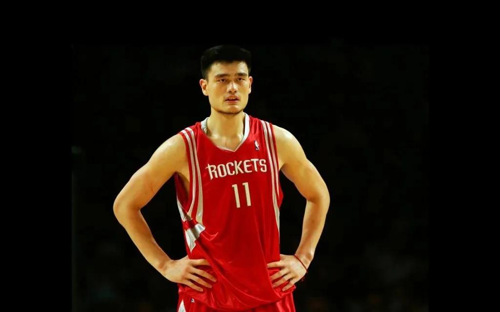 最强nba选秀的球星有哪些(美媒列出了NBA近20年选秀中每年最好的三名球员，姚明入选)