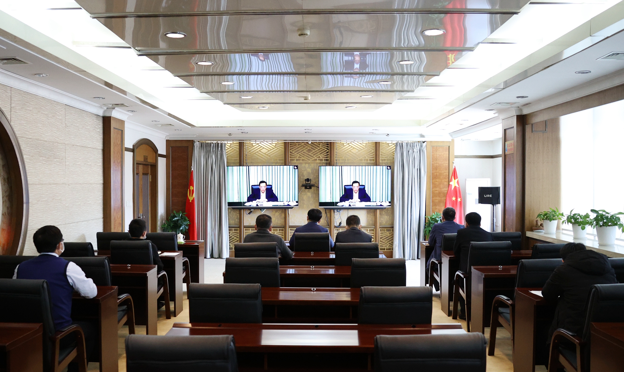 北票市组织收听收看全省春耕生产工作推进电视电话会议
