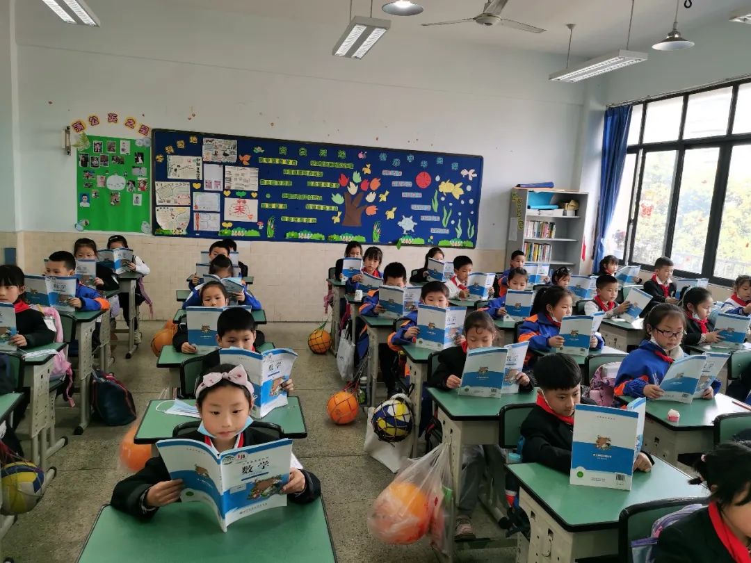 书香润泽生命 阅读成就未来｜记成都市双流区棠湖小学之书香班级