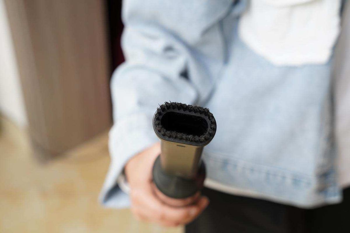 支持鸿蒙智联 全场景清洁能手清蜓智能随手吸尘器C2S评测