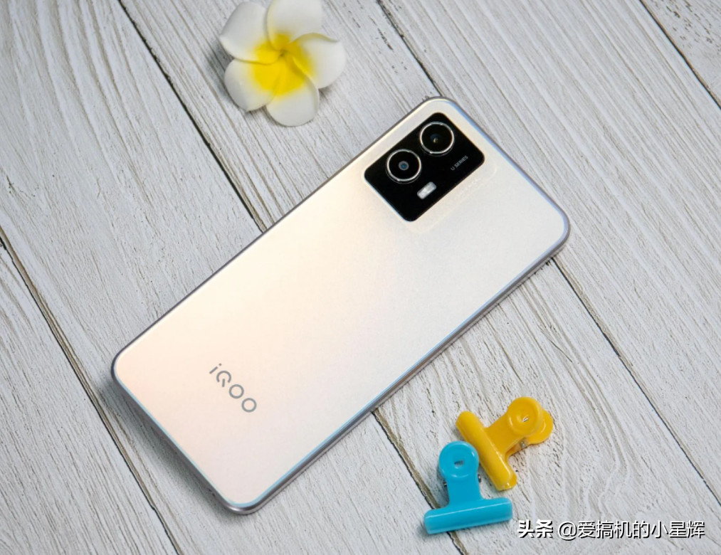 618值得推荐的五款“百元机”，配置都很均衡，买完不吃亏