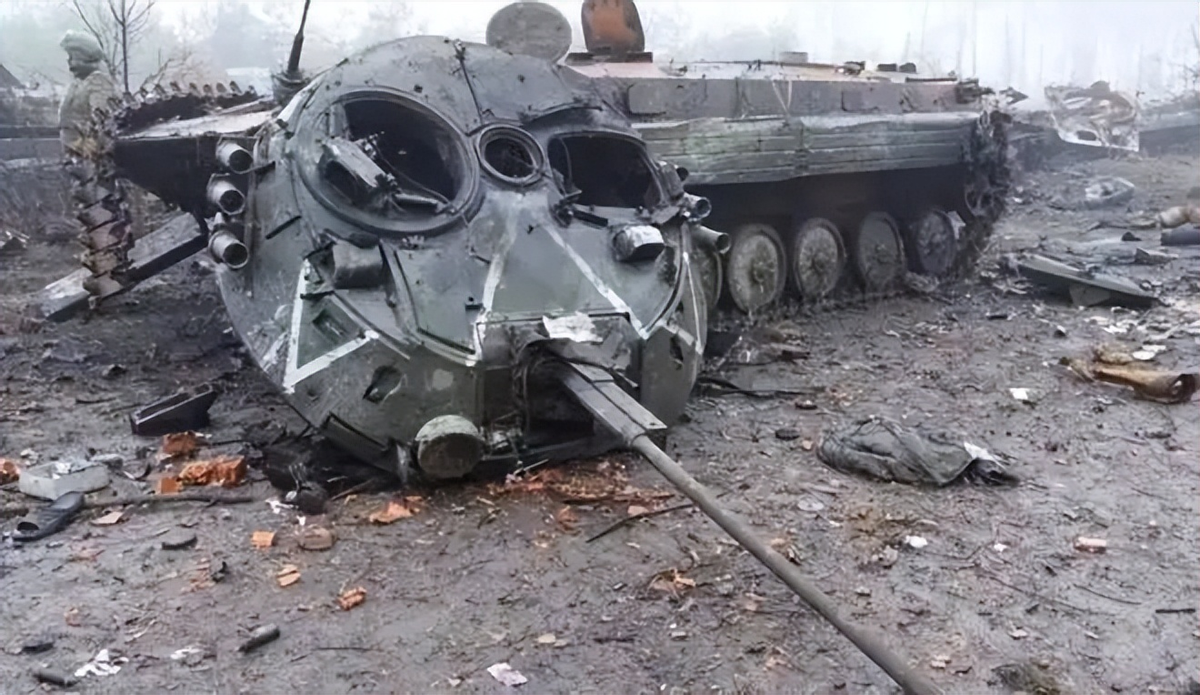 ھǰ߱һ˺ŮսڣŮզ