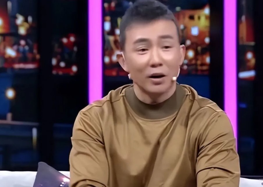 不炒作不乱搞，娱圈最干净的12对夫妻，个个与原配不离不弃