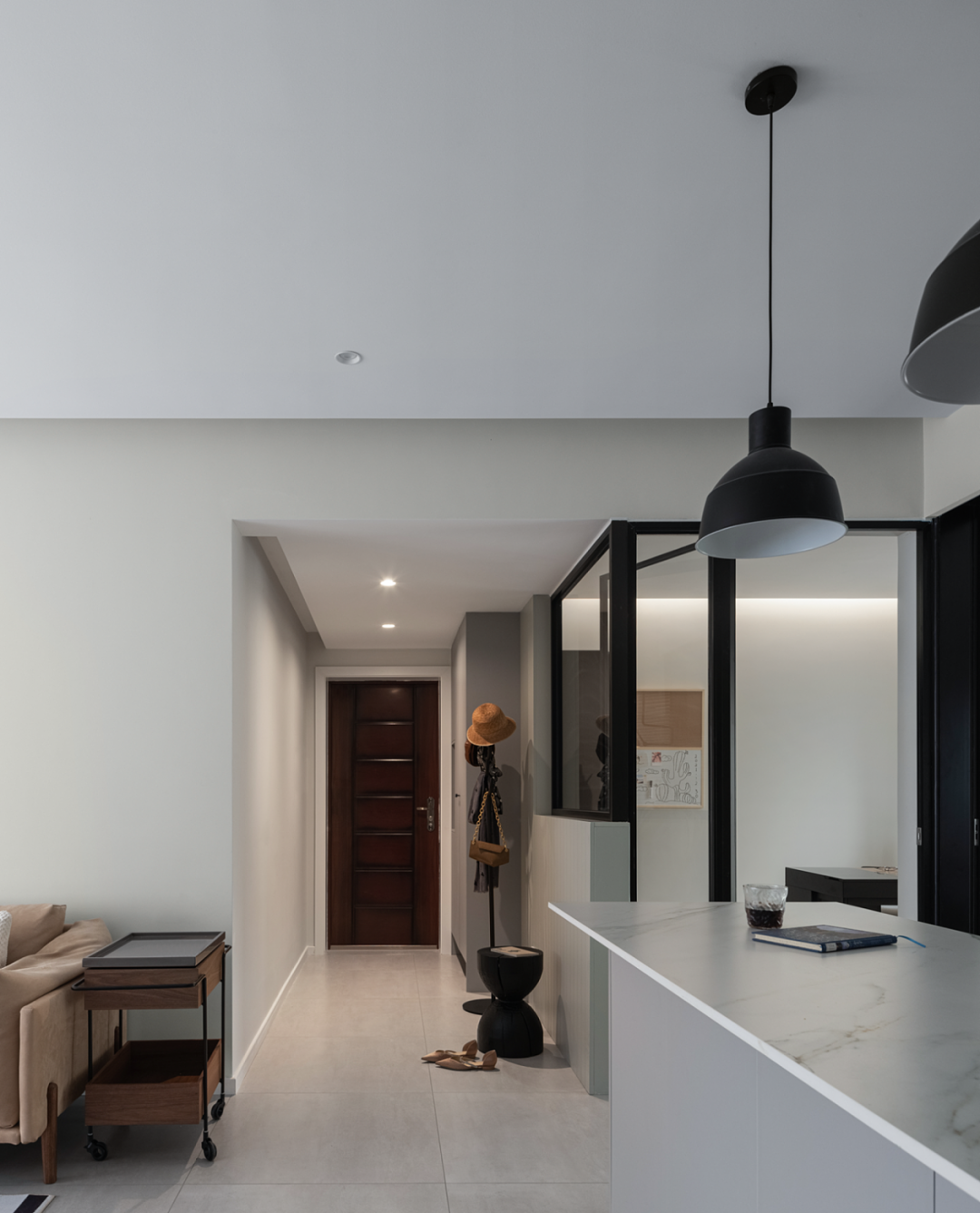 88m²办公区+生活区：他家诗意极简风，让小夫妻安排的明明白白