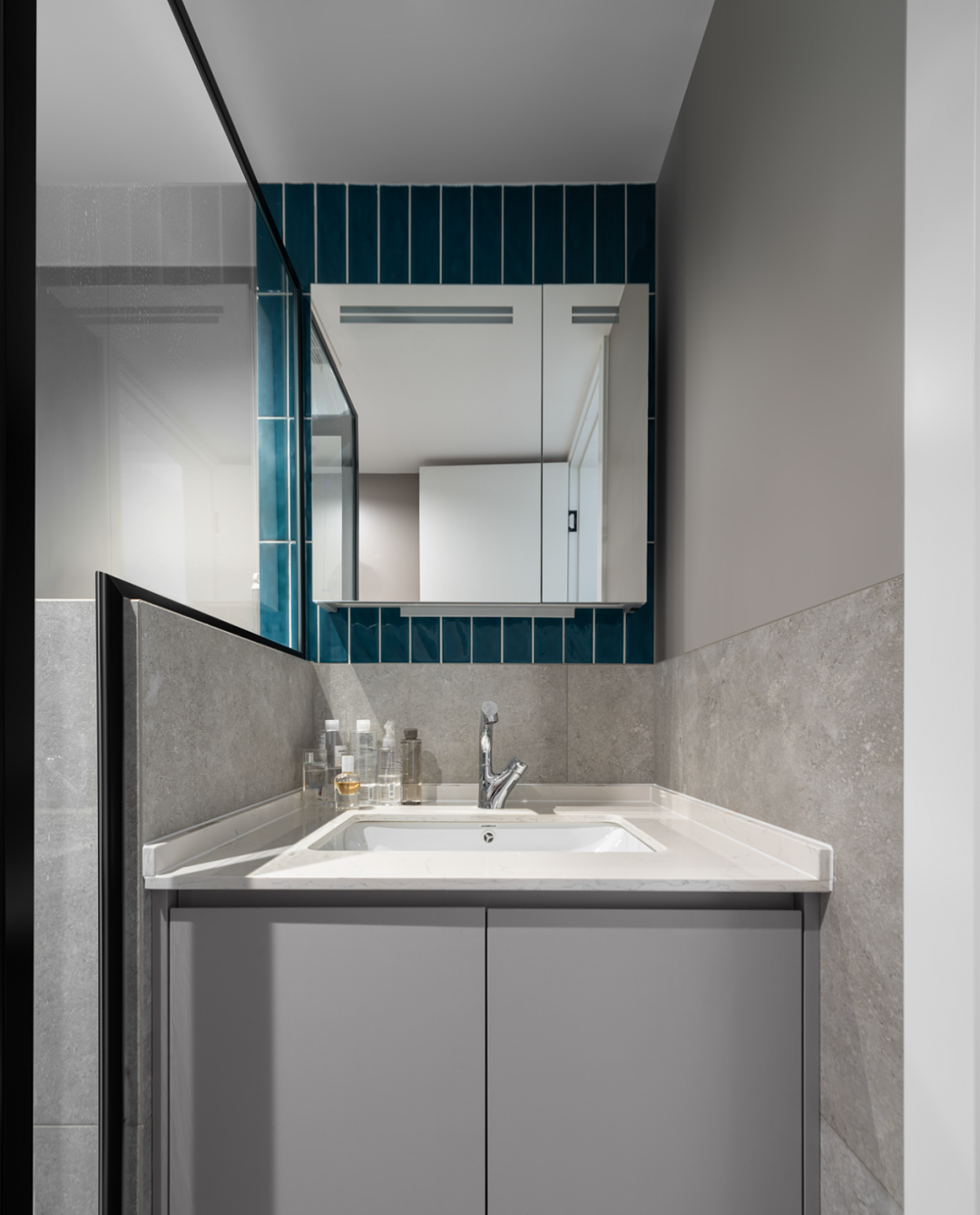 88m²办公区+生活区：他家诗意极简风，让小夫妻安排的明明白白