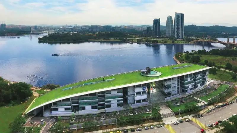 这10所世界名校的马来西亚分校，却只需1/3的费用