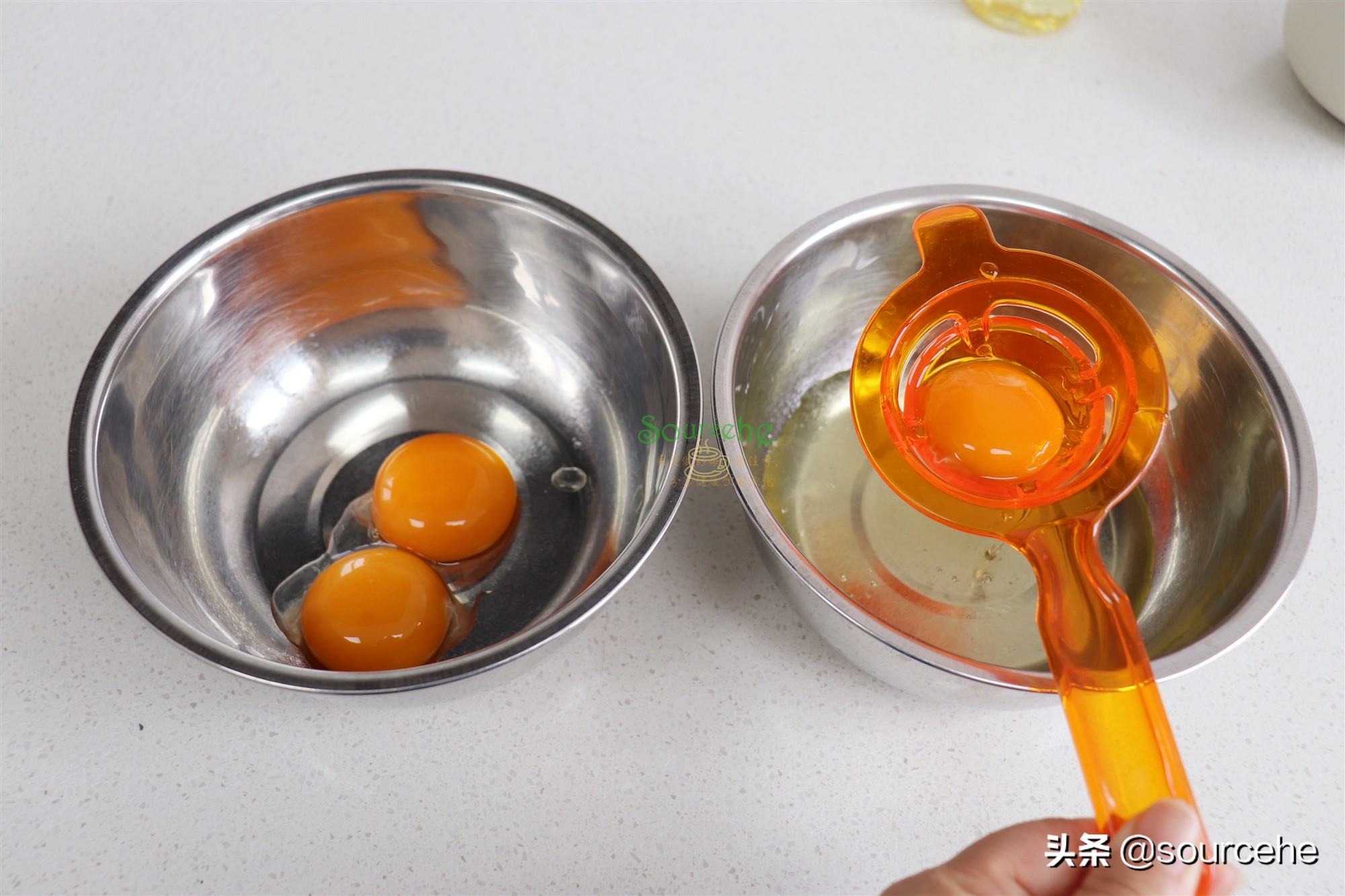 戚风蛋糕掌握3个技巧，不开裂不塌陷，蓬松香软，很好吃