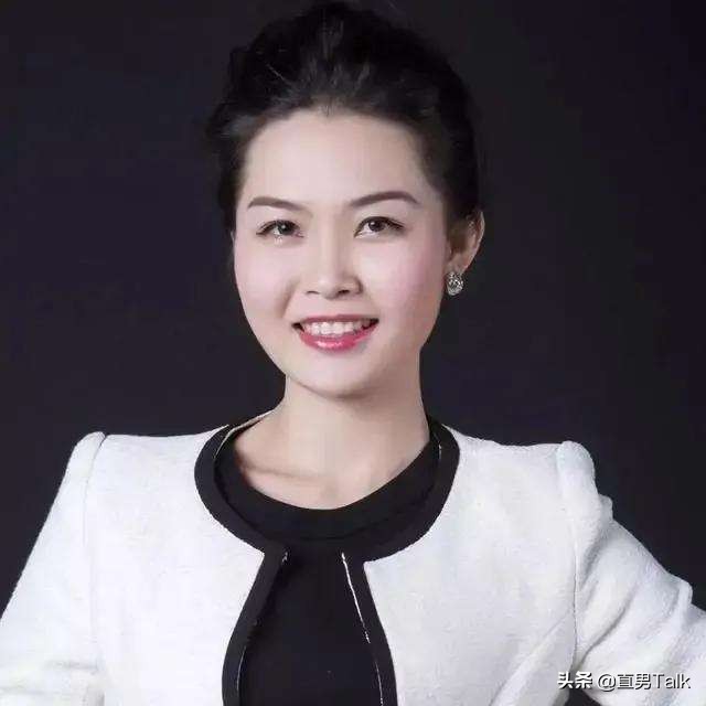 中国最牛服务员：一个初中文化的川妹子，怎么挑起海底捞的大梁？