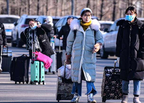 河南两地寒假放假时间确定，部分大学已经放假，中小学变化不大