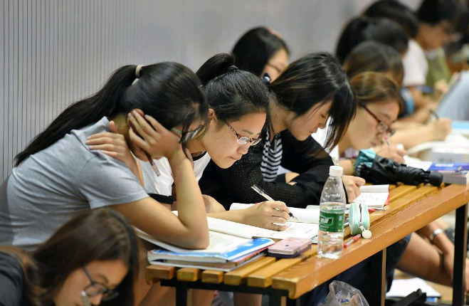 清北浙复交新生4大“特征”，男女比例失衡，农村生源不容乐观