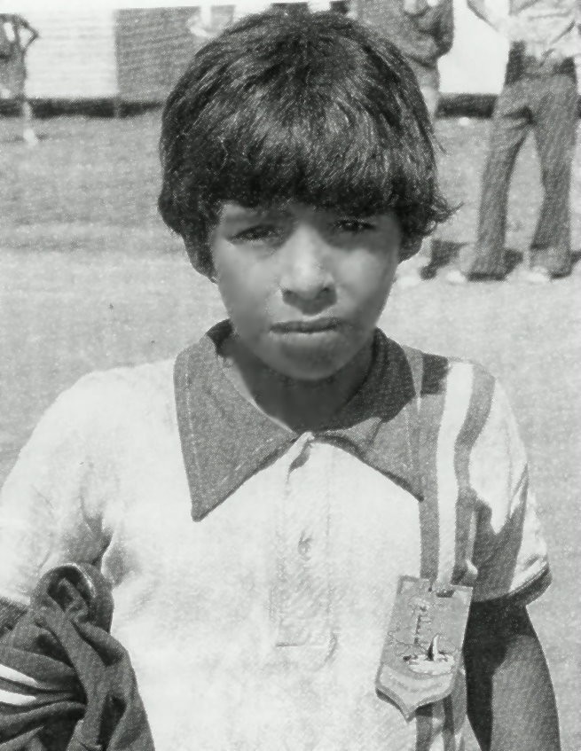 世界杯最年轻的运动员(上帝之手马拉多纳(四十四):回顾生涯,从贫民